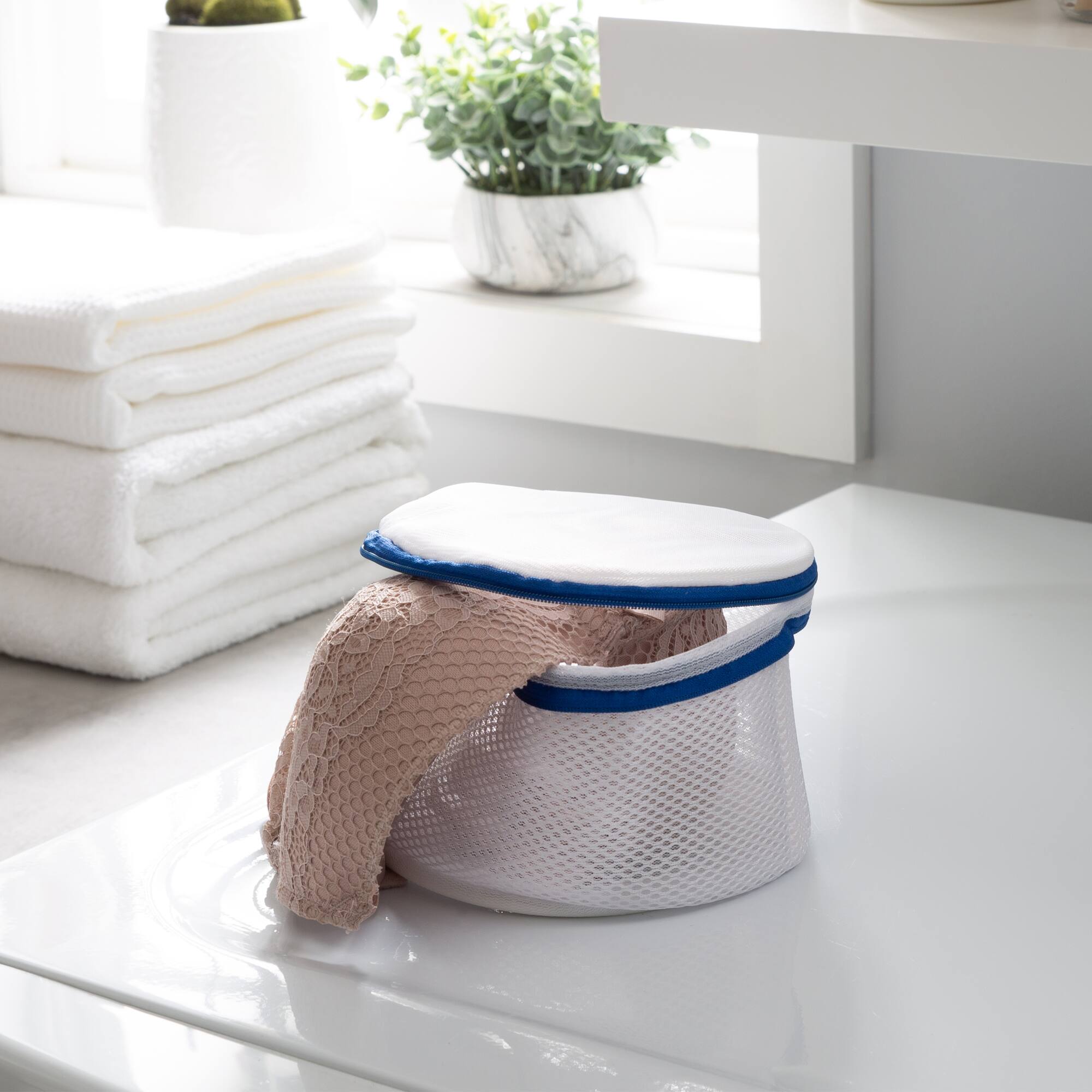 Woolite® Mesh Bra Wash Bag